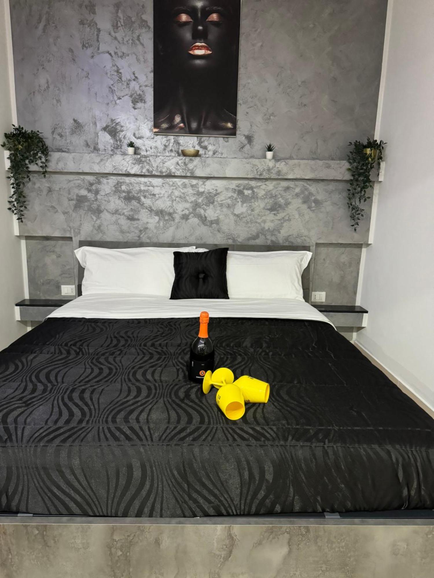 Il Cortiletto28 Rooms & House Syracuse Exterior photo
